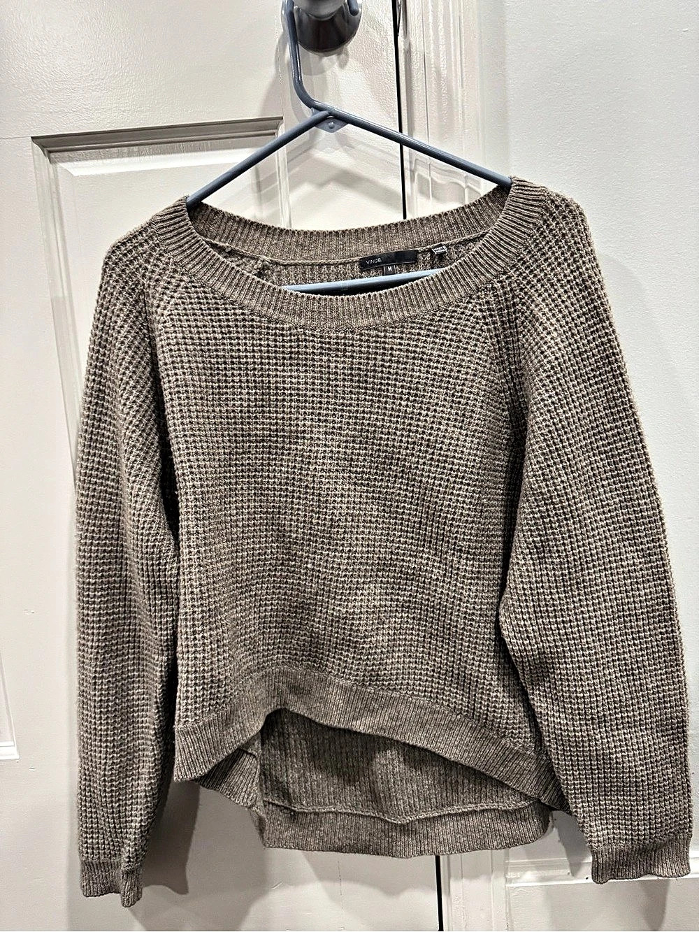 Vince Crewneck Sweater in Brown Size Medium Like New